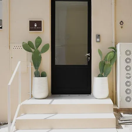 San Michele & Private - Via Santa Cesarea Guest house 3*